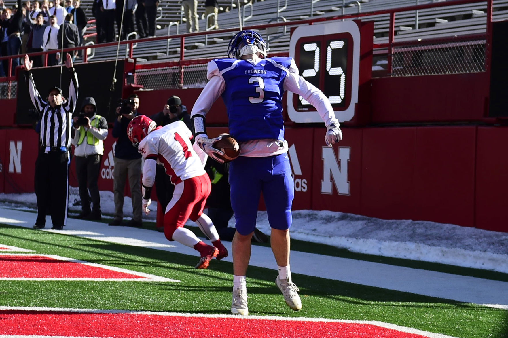 Norfolk Catholic vs. Centennial, 11.20